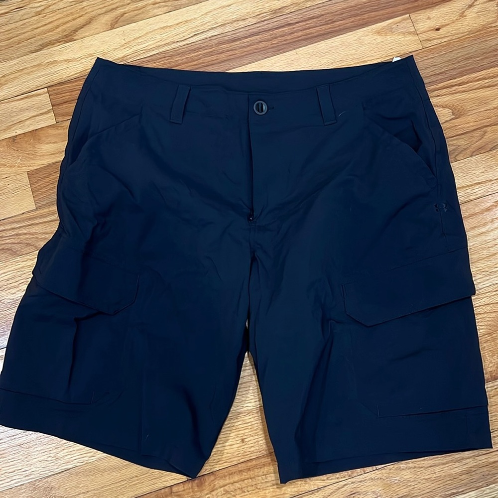 Men’s Under Armour UA shorts, Black 36